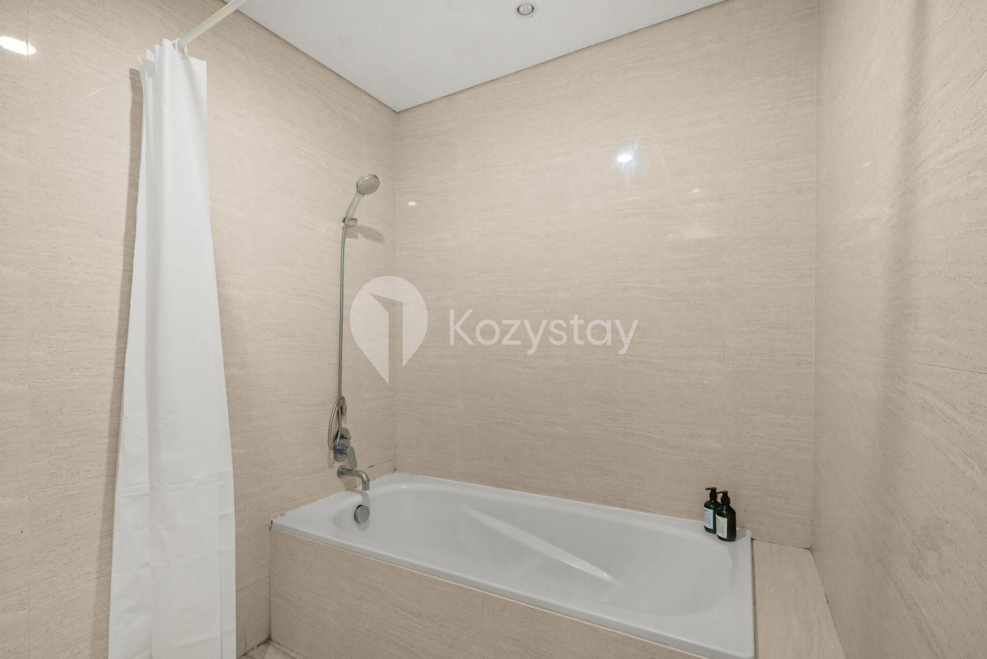 Meadow By Kozystay - Newly Renovated - Kebon Jeruk Jakarta Exterior photo